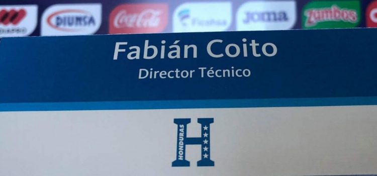 En pocos minutos será la presentación de Fabián Coito