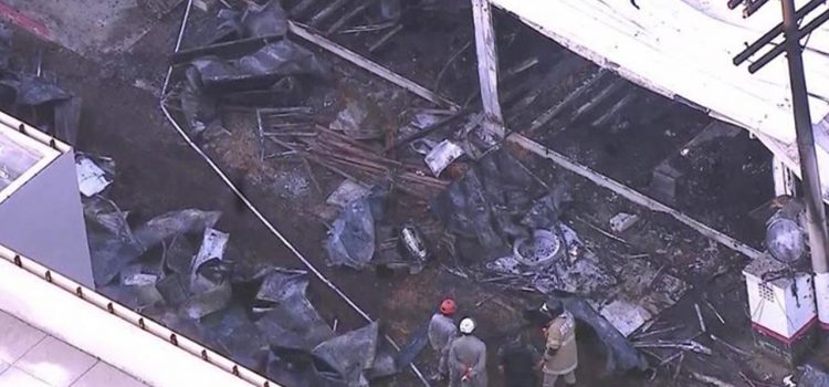 10 muertos por un incendio en el complejo de la cantera del Flamengo