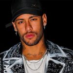 Neymar hace enojar al PSG atrasando su regreso por el Carnaval en Río