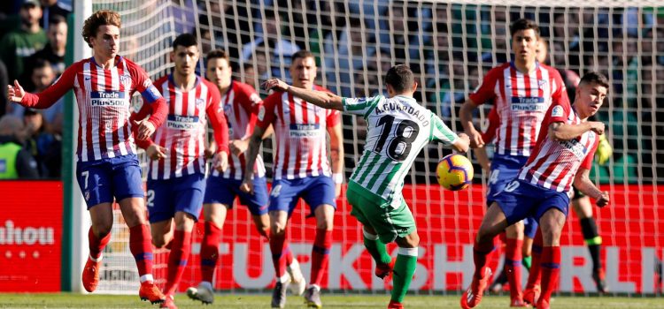Betis vence al Atlético con un penalti