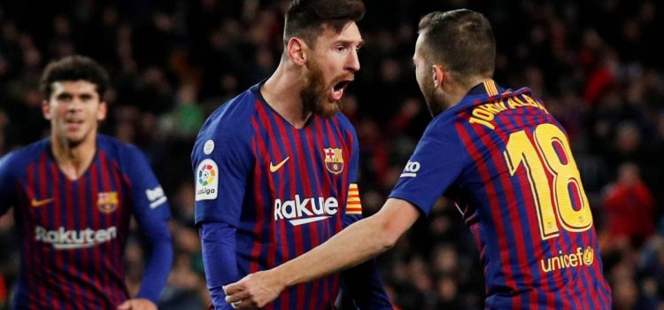 Doblete de Messi y Barcelona rescata el empate ante Valencia