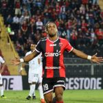 Jonathan McDonald deja Alajuelense para irse a Catar