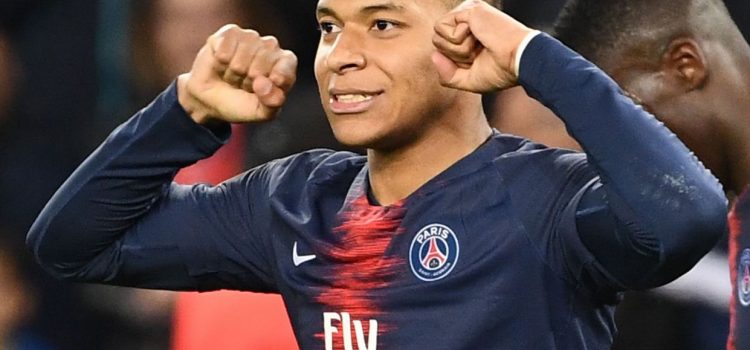 Con doblete de Mbappé, el PSG golea al Nimes