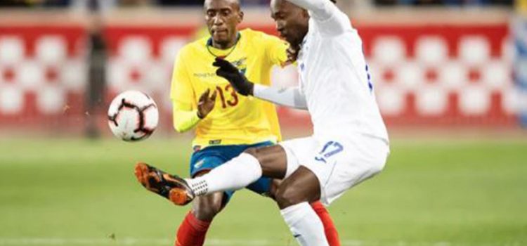 Final del primer tiempo: Honduras empata con Ecuador 0-0