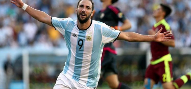 Gonzalo Higuaín se retira de la selección argentina