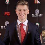 Juvenil del Bournemouth le quita a Gareth Bale el premio al futbolista galés del año