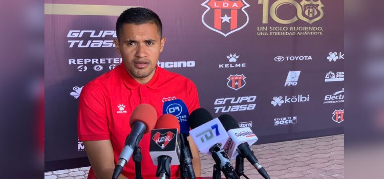 Roger Rojas califica como "frustrante" lo que pasa en la Liga