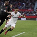 Sevilla empata 2-2 con Slavia Praga y se complica en la Europa League