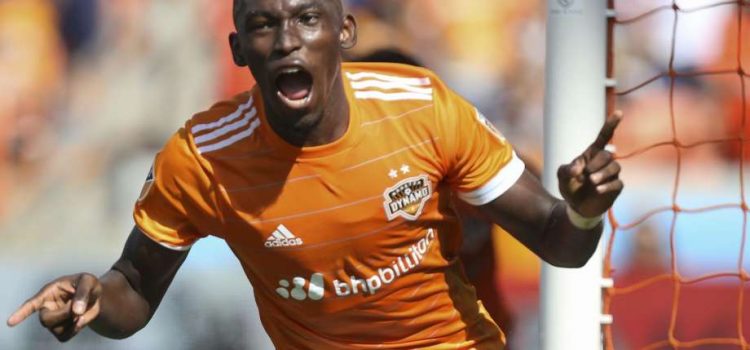 Alberth Elis figura en la victoria del Houston Dynamo