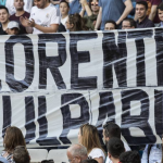 Zidane ovacionado, pero Florentino Pérez mandó a sacar pancartas en su contra
