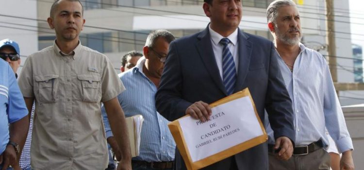 Gabriel Rubí presentará mañana a FIFA denuncia de irregularidades en elección FENAFUTH