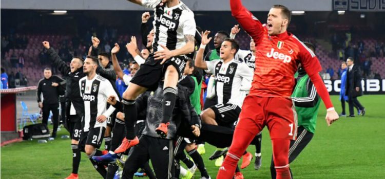 Juventus vence 2-1 a Napoli y amplía su ventaja en la cima de la Serie A