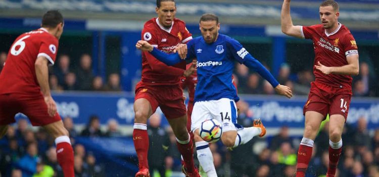 Liverpool empata con el Everton y cede el liderato al Manchester City