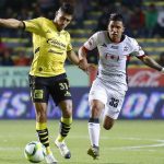 Chirinos fue titular en el empate de Lobos ante Morelia