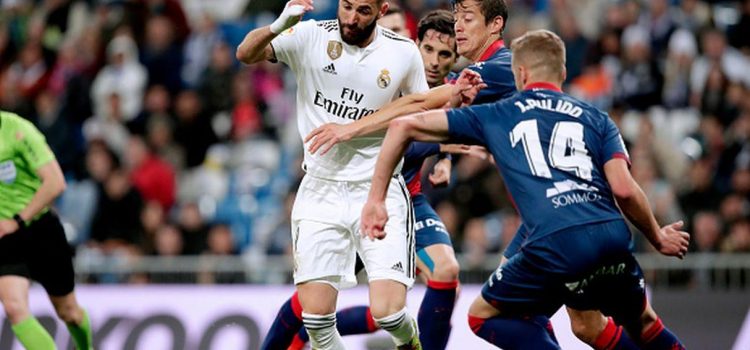 Real Madrid vence a Huesca en el último suspiro