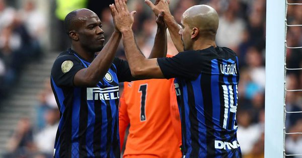 David Suazo marca doblete en estreno del estadio del Tottenham