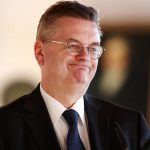 Presidente de la Federación Alemana de Fútbol renuncia por recibir pagos indebidos