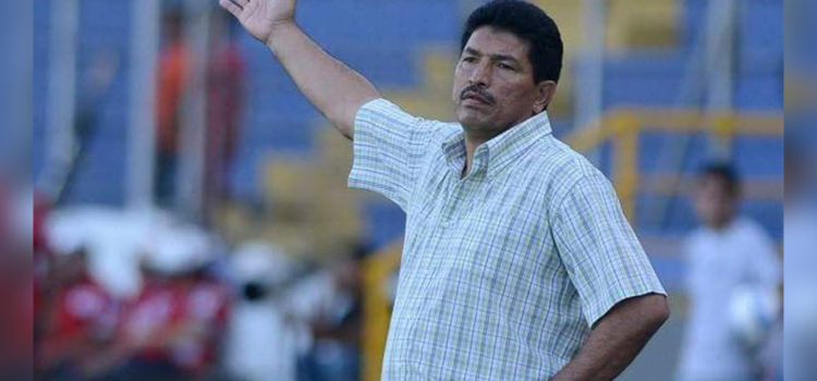 OFICIAL: Carlos Martínez ya no es entrenador del Platense