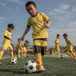 China lanza las escuelas de preescolar especializadas en fútbol