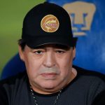 ¡Una más! Diego Maradona demandado por su exesposa