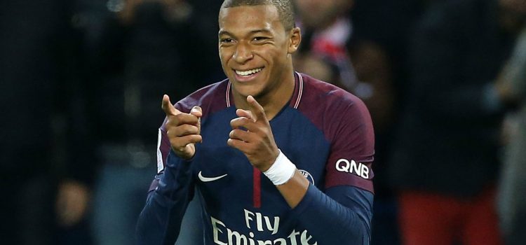 Real Madrid ofrece 300 millones al PSG por el fichaje de Mbappé