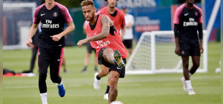 Neymar regresa a los entrenamientos con el PSG