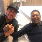 Neymar visita a Pelé en el hospital