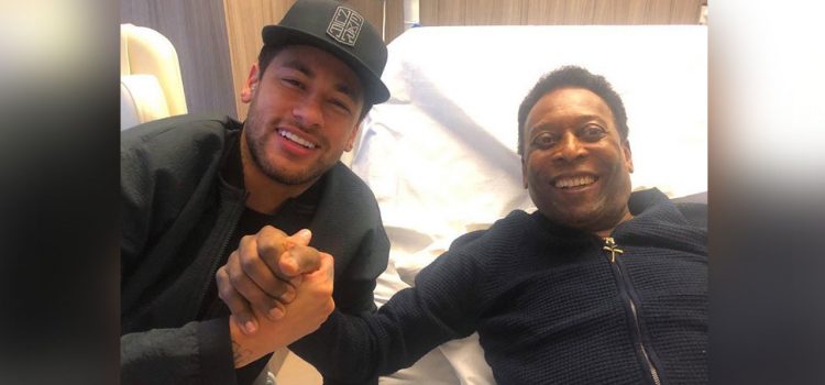 Neymar visita a Pelé en el hospital