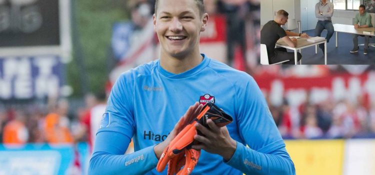 El curioso "castigo" del Ajax a su nuevo fichaje por criticar al club en el pasado (VÍDEO)