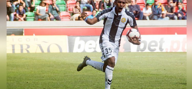 Bryan Róchez entre los grandes goleadores hondureños en Europa