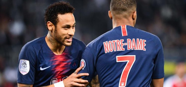 El PSG celebra el título con Neymar de vuelta