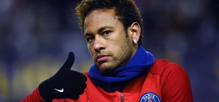 Neymar no quiere salir del PSG, asegura su padre