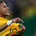 Zé Roberto pide que le retiren a Neymar el brazalete de capitán