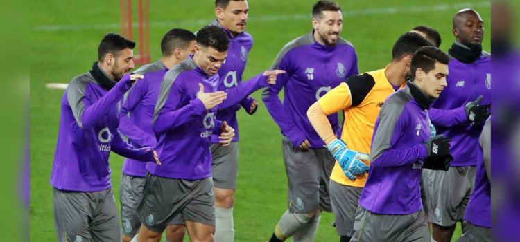 Los compañeros de Iker Casillas lo visitarán en el hospital