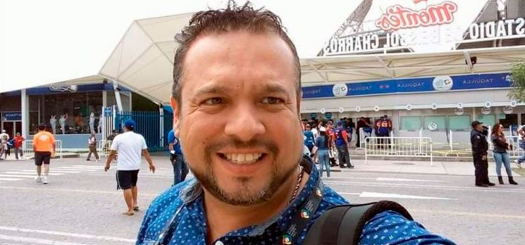 Hallan muerto a periodista deportivo en un hotel
