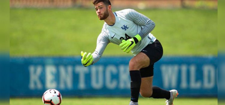 Fabián Coito convoca al portero Enrique Facussé para la Sub-23