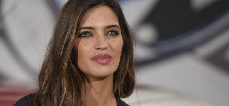 Sara Carbonero fue operada de un tumor maligno en el ovario