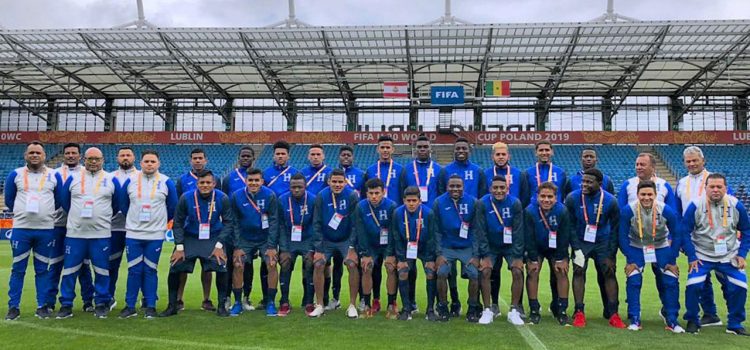 Selección Sub-20 de Honduras reconoce estadio donde jugará fase del grupo del Mundial de Polonia (VÍDEO)