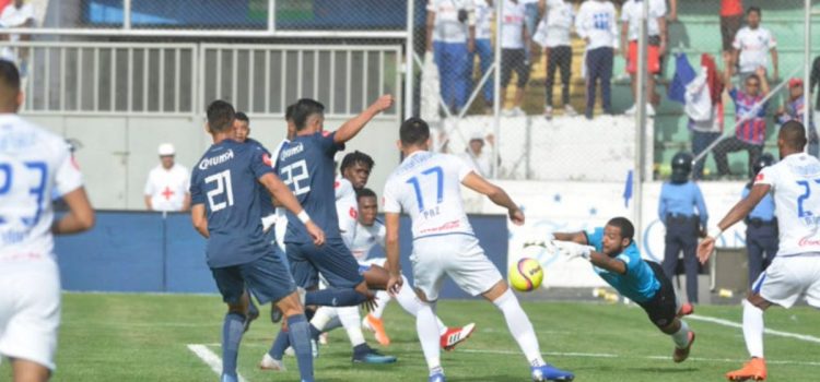 Autogol de Marcelo Pereira le da el empate al Olimpia