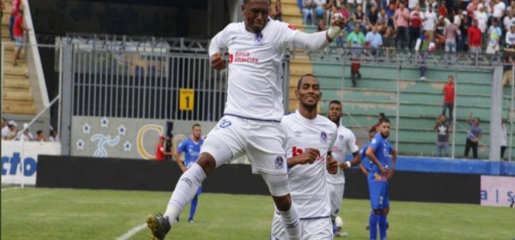 Olimpia golea a la UPNFM y va por la revancha ante Motagua