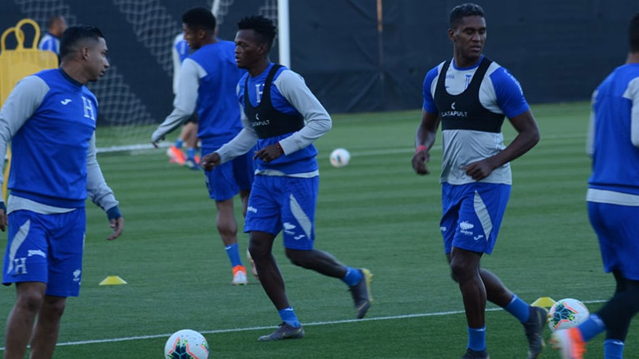 Honduras entrenó en Los Ángeles sin Danilo Acosta Sporthiva Online