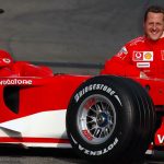 Michael Schumacher es hospitalizado en París