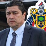 Chivas anuncia al mexicano Luis Fernando Tena como nuevo técnico
