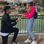 Beisbolista Mauricio Dubón le propone matrimonio a su novia en París