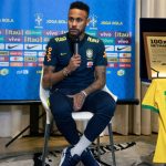 La camiseta que usará Neymar por su partido 100 con Brasil (VÍDEO)
