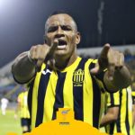 Con doblete de Rony Martínez, Real España vence al Comunicaciones