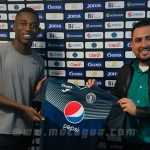 Motagua presenta oficialmente a Wesly Decas