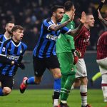 Inter remonta 4-2 al Milan e iguala con la Juventus en el liderato