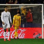Real Madrid pierde ante Levante y el Barca recupera el liderato