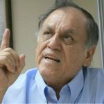 Chelato Uclés reacciona y es desentubado